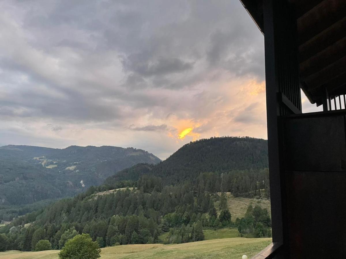 La Casa Di Grace Nella Valle Incantantata Carano  Exteriér fotografie